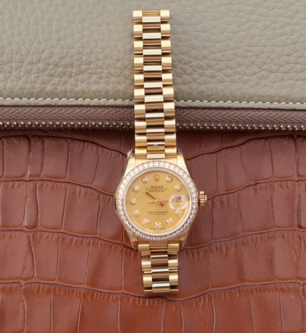 Replica Rolex DateJust 31mm Diamonds Bezel/Markers RG Case RG Gold Dial A2235 - Top club