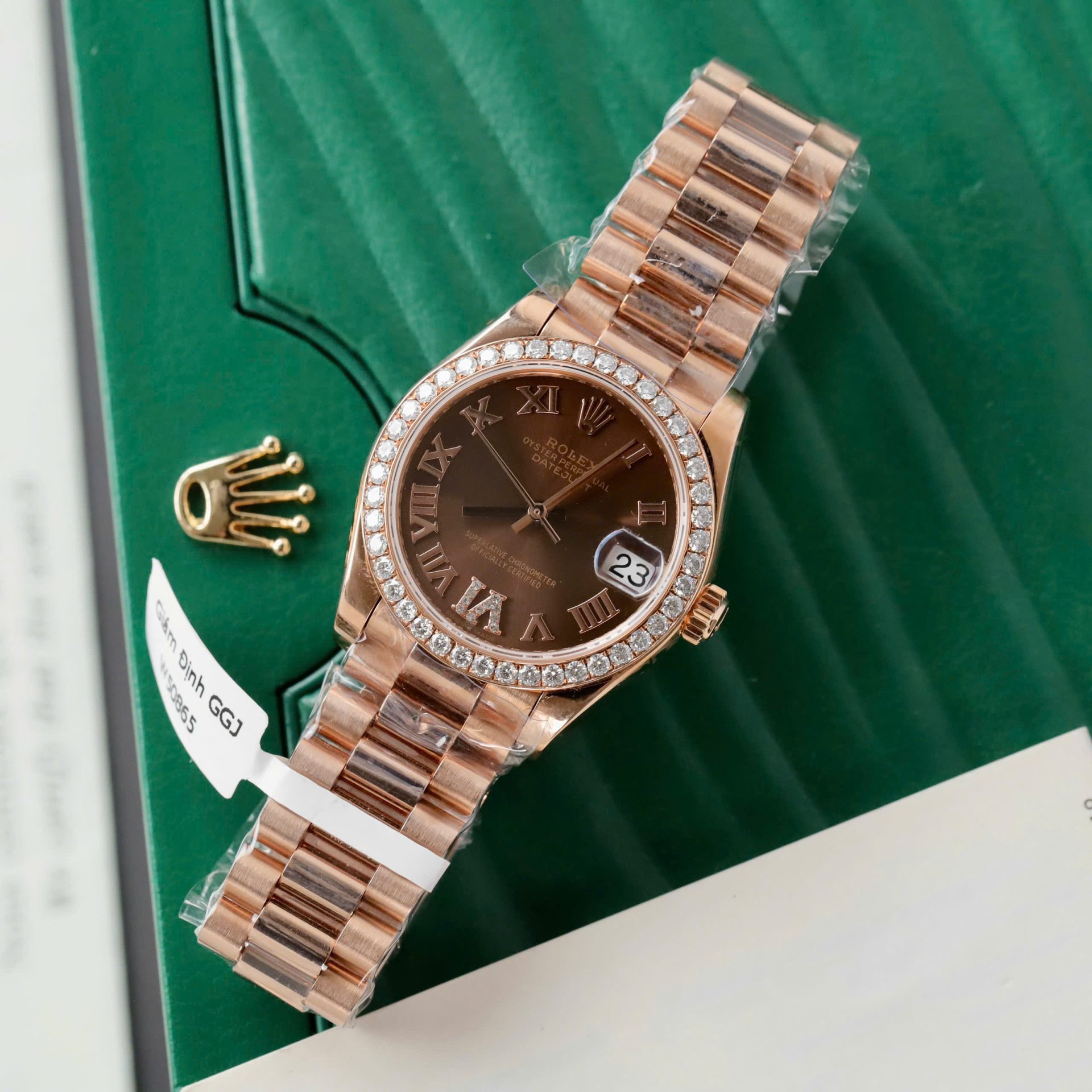 Rolex DateJust Women s Copies Watch Diamonds Moissanite + 18K Gold Wrapped 31mm - Elite Watch Atelier