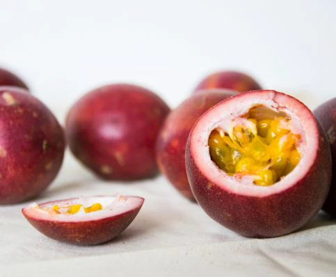 Violet Passion Fruit – Intensely aromatic & tropically fresh