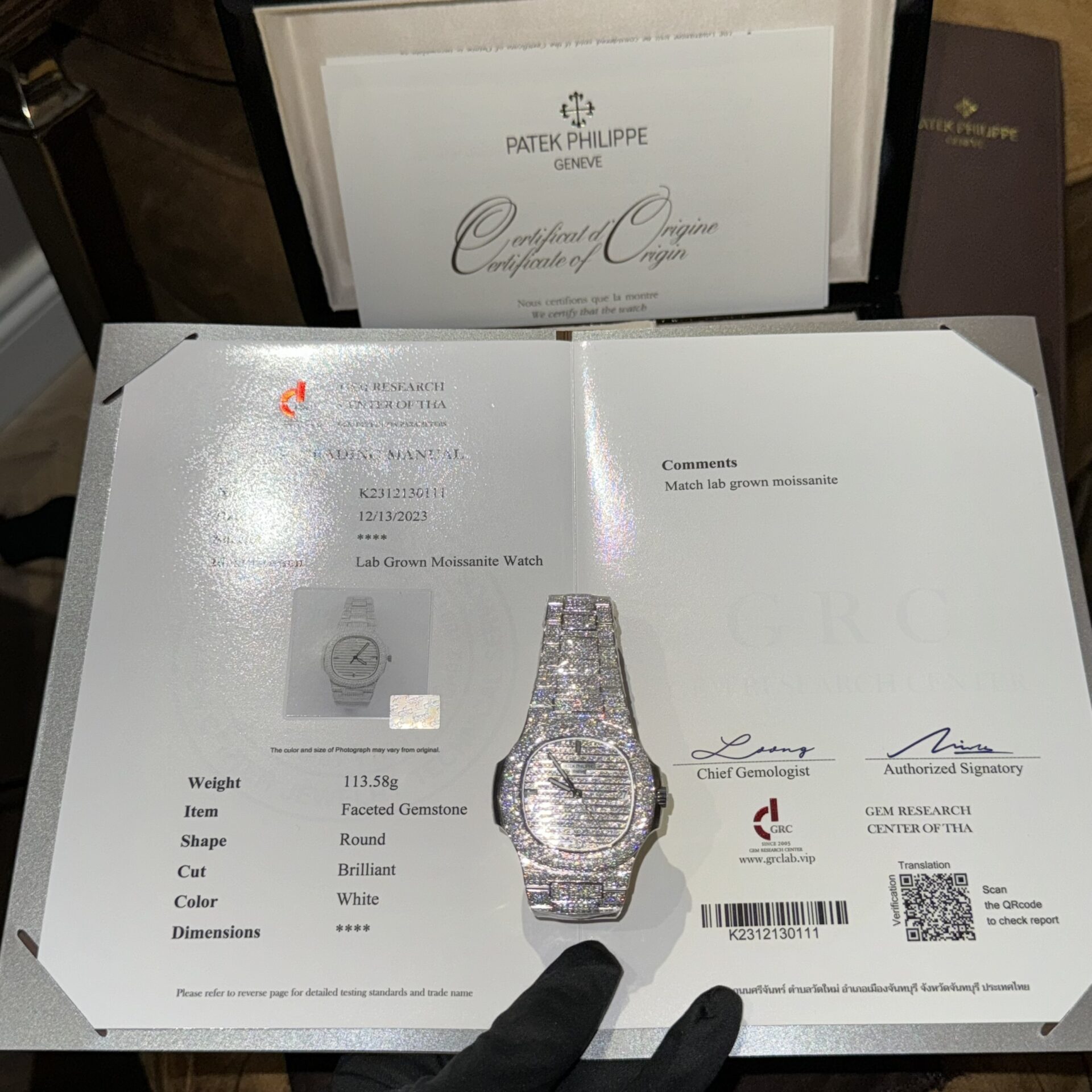 Patek Philippe Nautilus 5719 Best Replica Watch Custom Full Moissanite Diamonds 40mm - Elite Watch Atelier