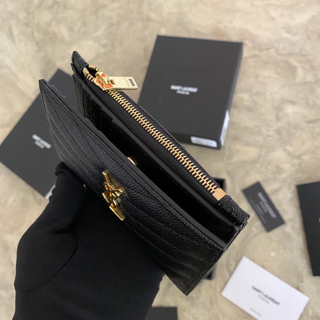 MONOGRAM ZIPPERED TWO-PART WALLET IN QUILTED GRAIN DE POUDRE EMBOSSED LEATHER1:1High-quality replica