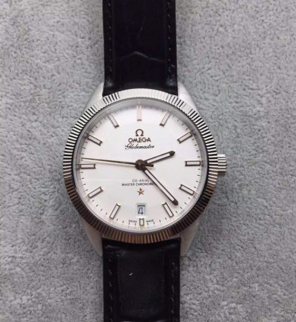 Replica Omega Globemaster Master Chronometer RG White Dial Leather Strap - Top club