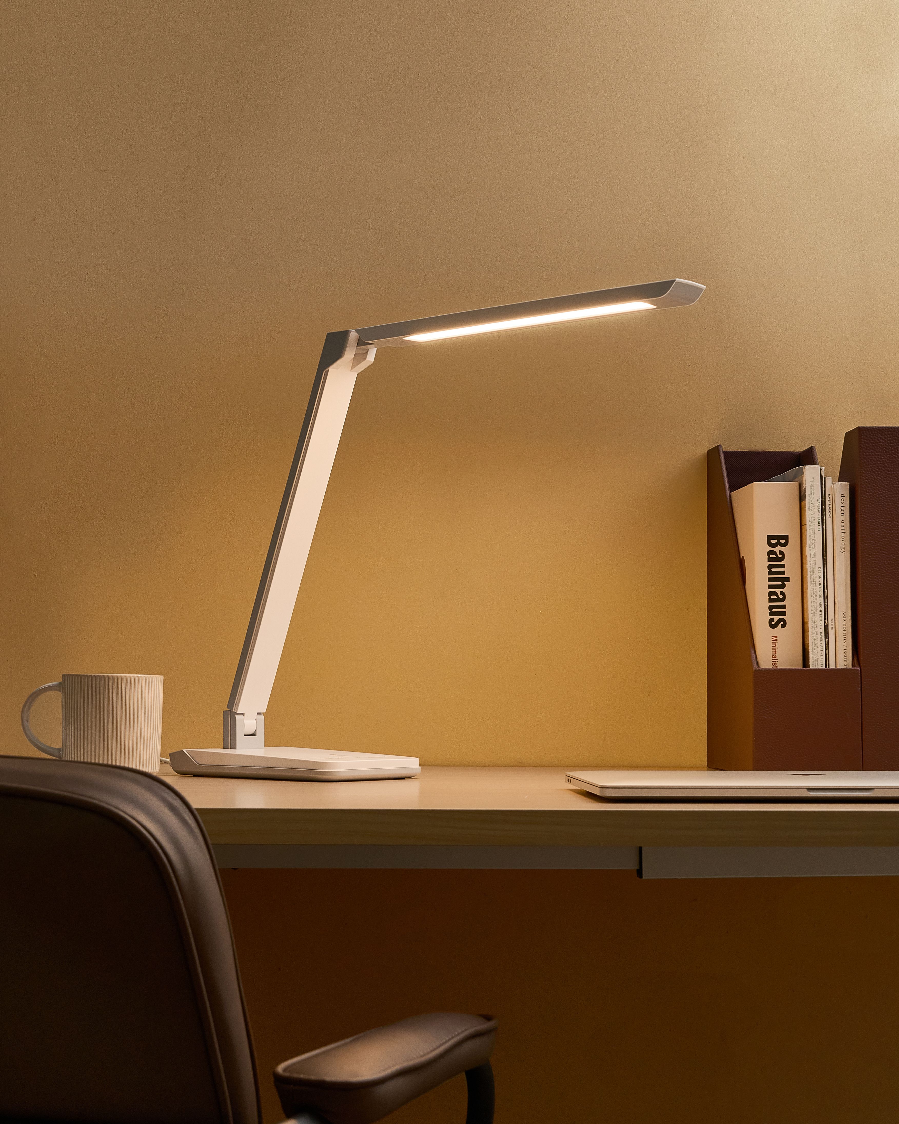 LED Desk Lamp PICTOR with Dimmer White