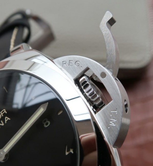 Replica Panerai XF PAM359 Black Leather Strap P.9000 Super Clone - Top club