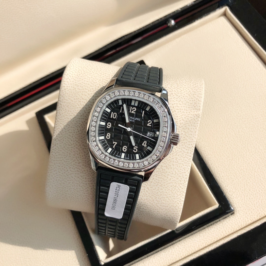 Fake Patek Philippe Replica Watch Aquanaut Ladies Stainless Steel Black Dial 5067A-001 TWF(1:1 replica) - Top club