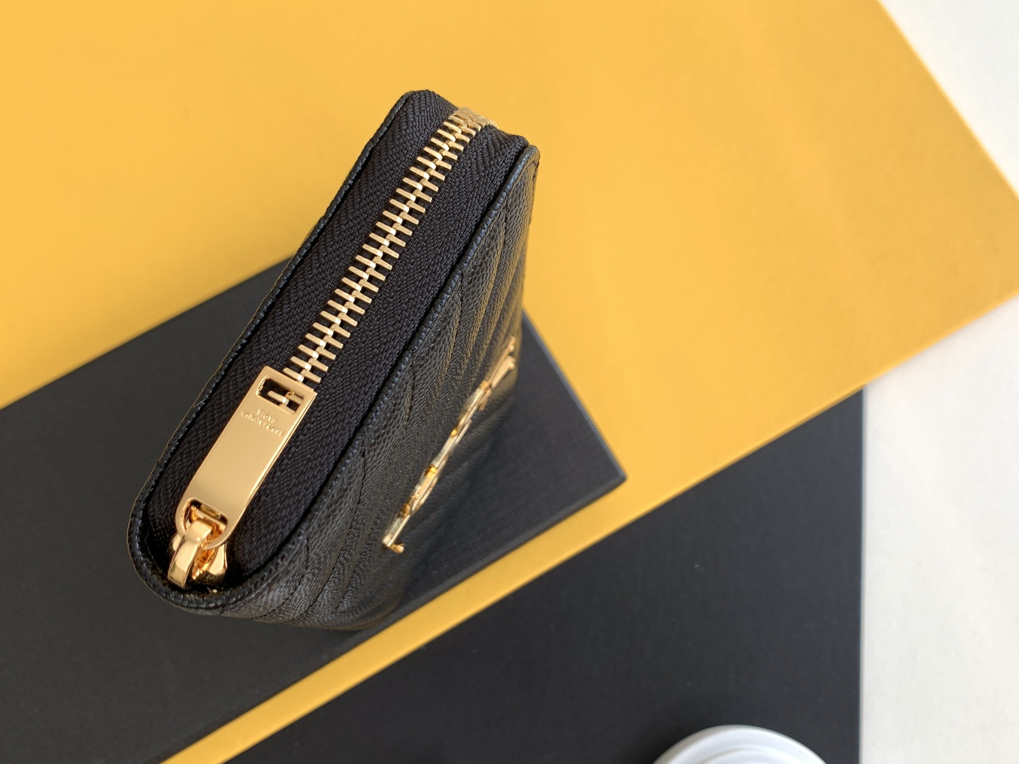 Saint Laurent MONOGRAMS PROMOTIONS1:1High-quality replica