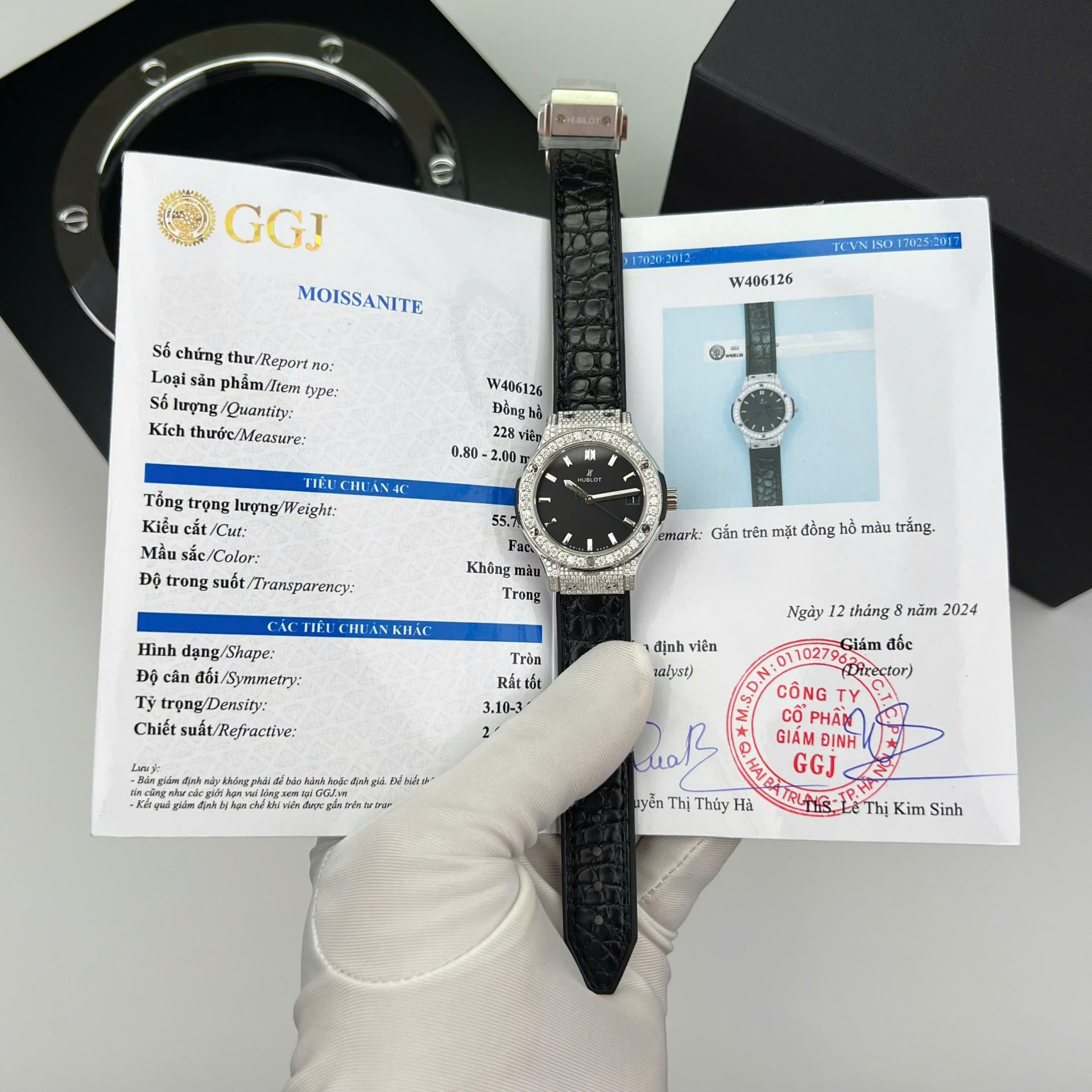 Hublot Classic Fusion Titanium Replica Wacth Black Custom Moissanite Diamonds 33mm - Top club