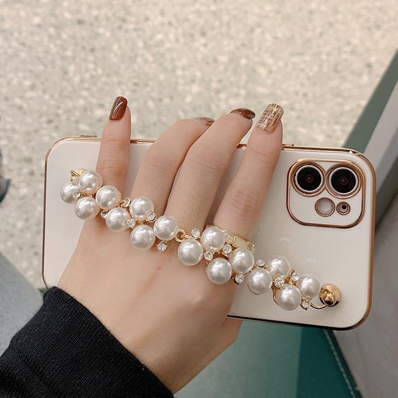 Gloss Pearl Chain iPhone Case - Wholesale & Influencer