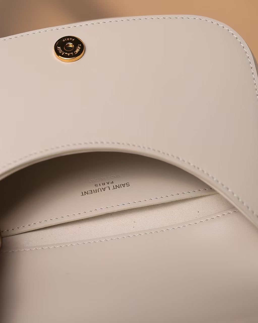 Mini VOLTAIRE TOP HANDLE bag in BOX SAINT LAUREN1:1High-quality replica