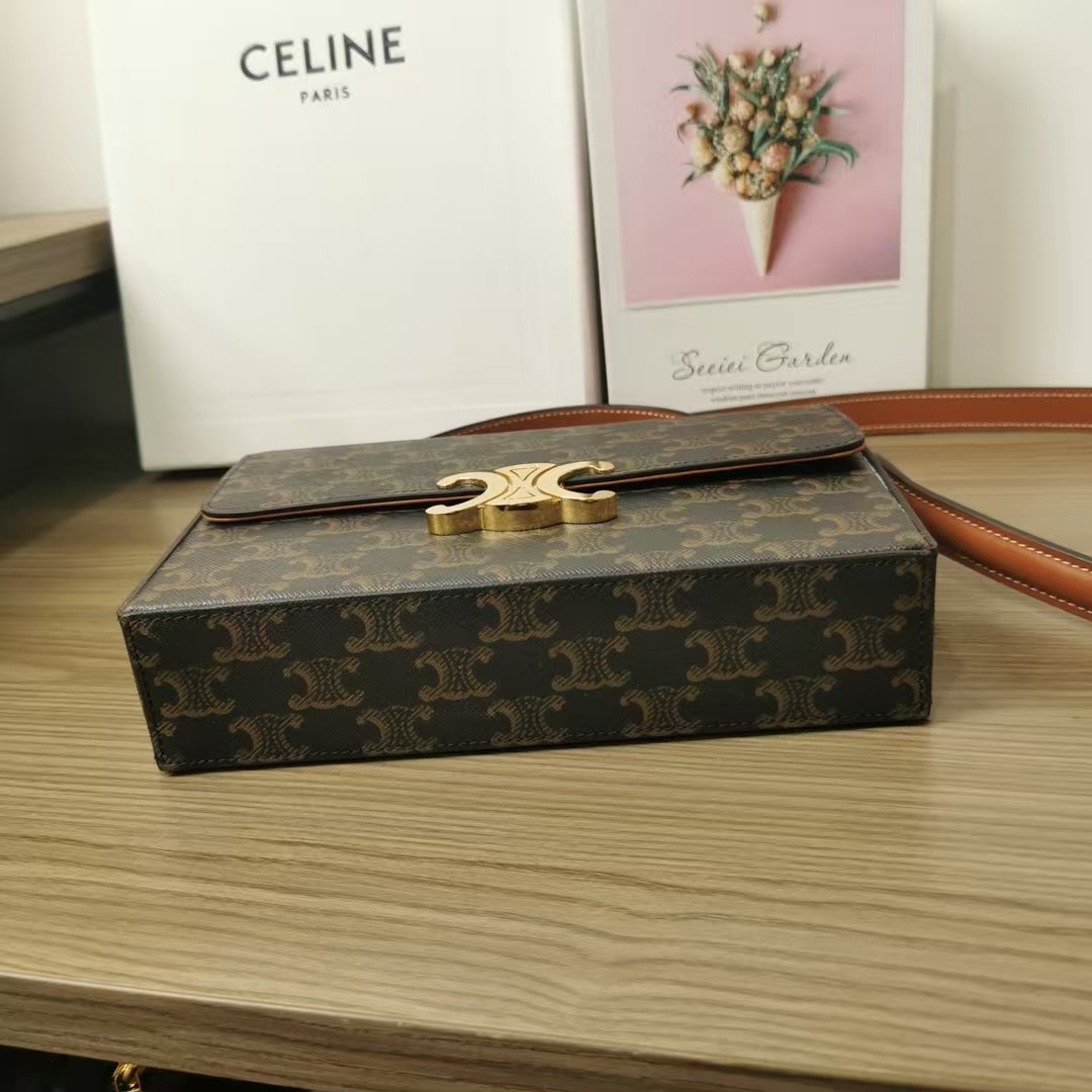Celine Triomphe Box Top Handle Bag1:1High-quality replica