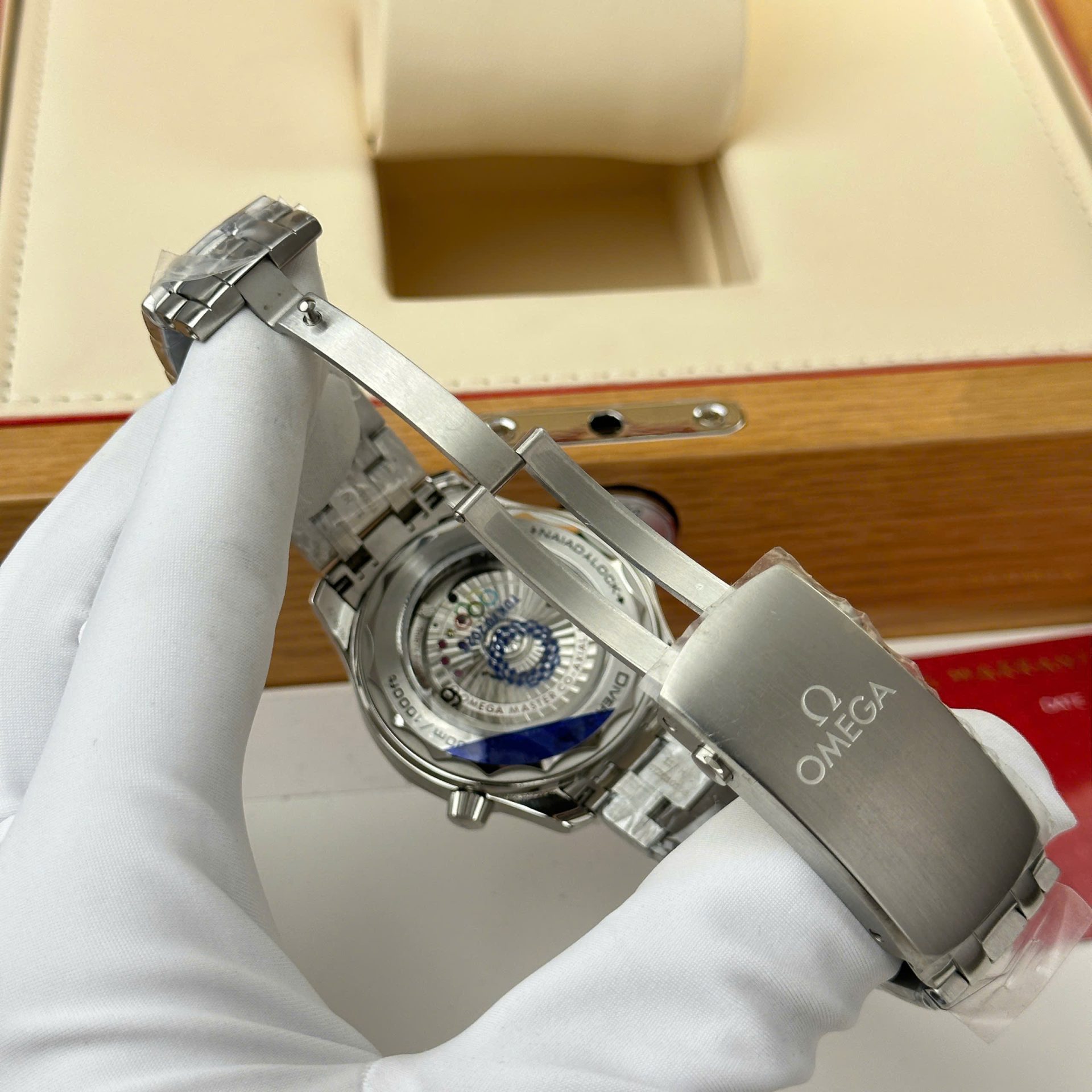 Omega Seamaster Diver 300M Luxury Fake Watches White Dial Automatic Movement VS Factory 42mm - Top club