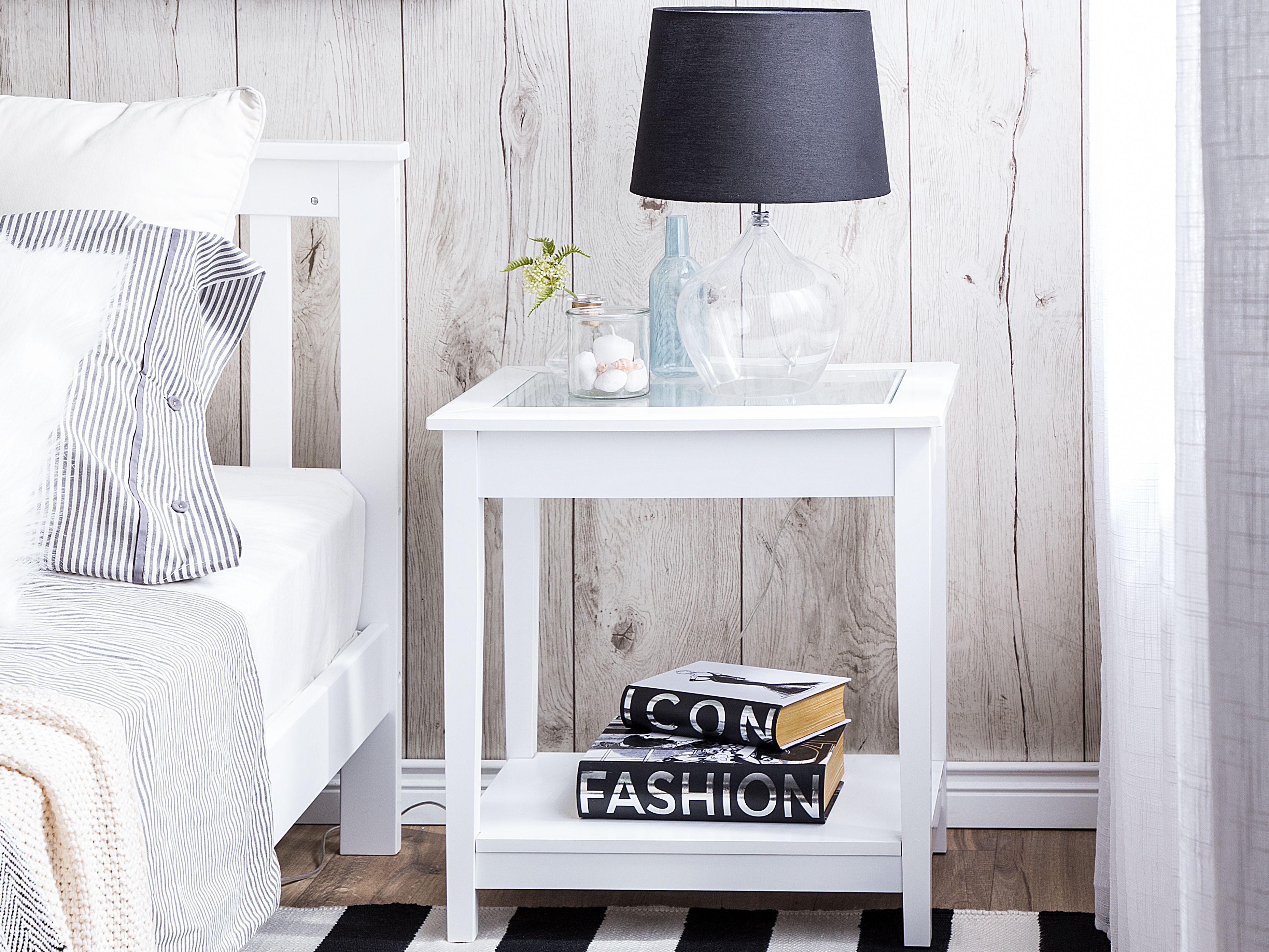 Side Table ATTU White