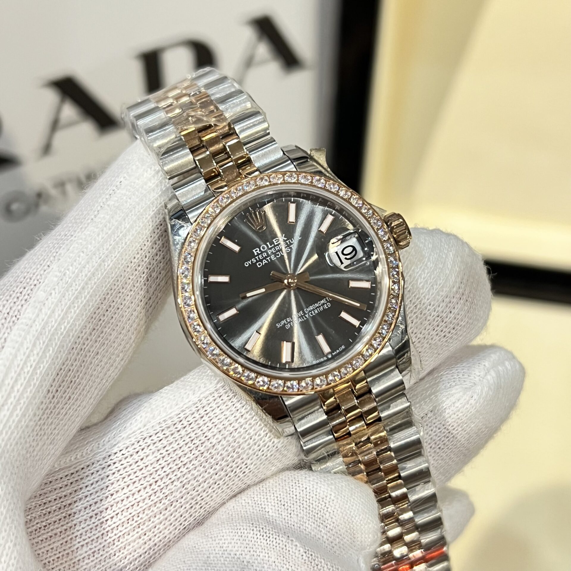 Rolex DateJust Women s Replica Watch With Diamonds Gray Dial EW Factory 31mm - Elite Watch Atelier