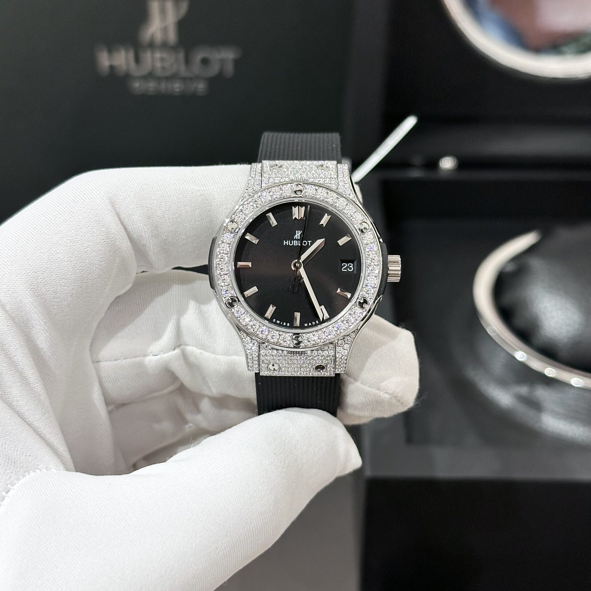 Hublot Replica 11 Watch Classic Fusion Women s With Moissanite Diamond Case 33mm - Elite Watch Atelier