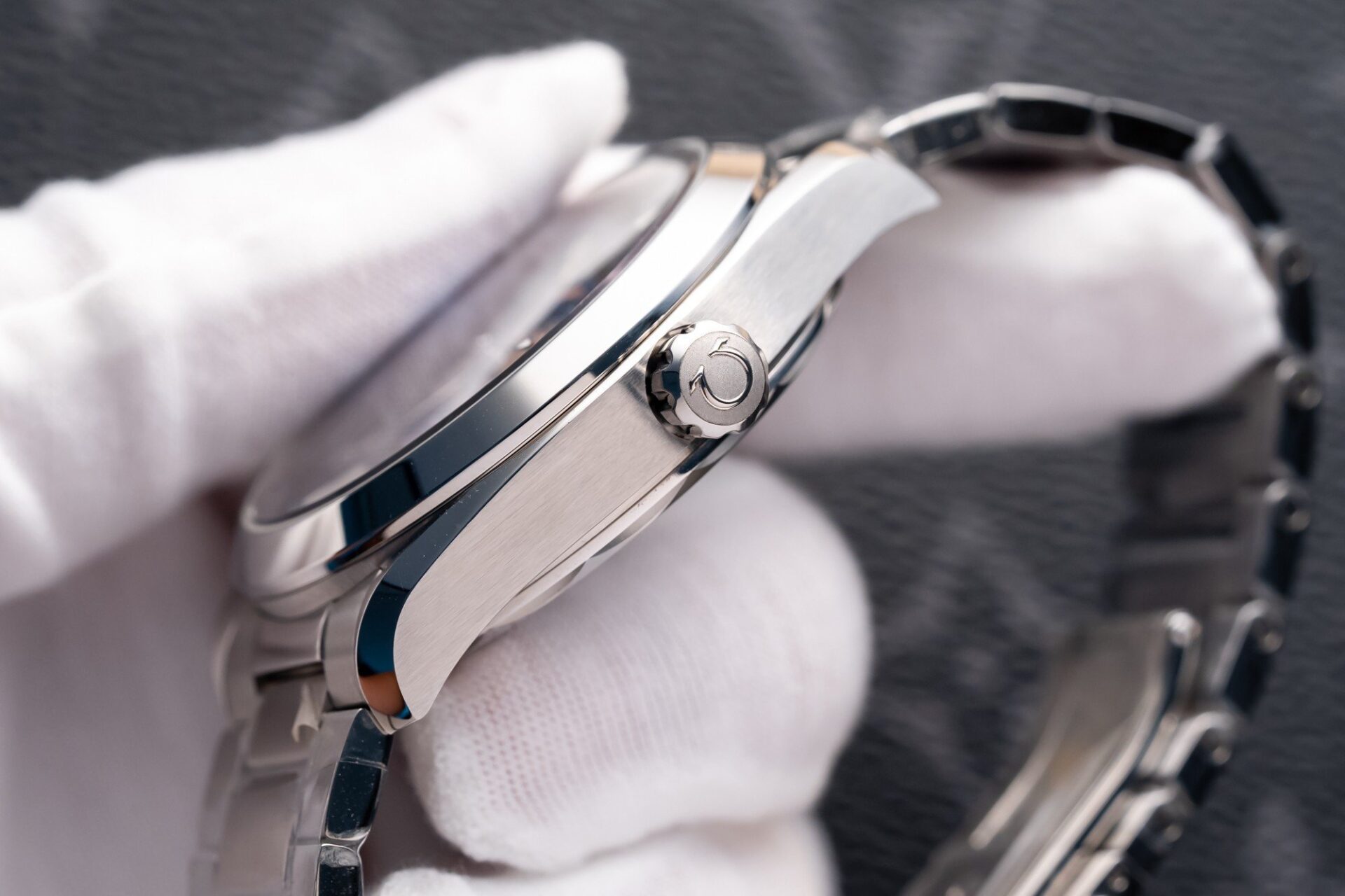 Omega Seamaster Aqua-Terra Blue Dial Replica Watch VS Factory 43mm - Top club