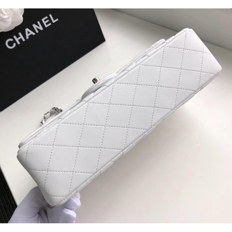 Replica Chanel 1112 White Medium Size 2.55 Lambskin Leather Flap Bag1:1High-quality replica