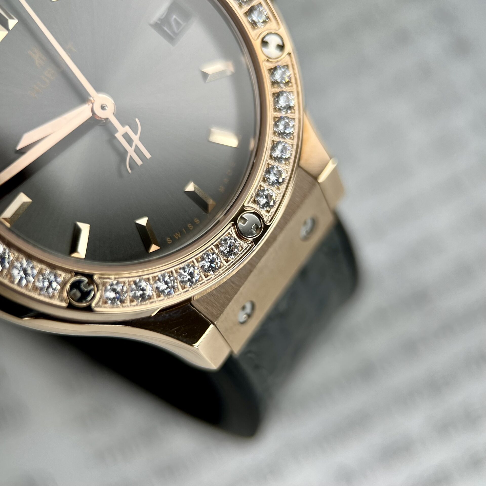 Hublot Replica 11 Watch Classic Fusion King Gold Women s Grey Dial Diamond Bezel 33mm - Top club