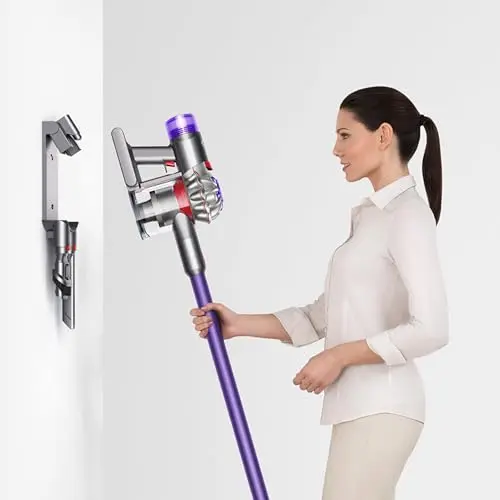 Dyson V8 Cordless Vacuum Cleaner - Image 20