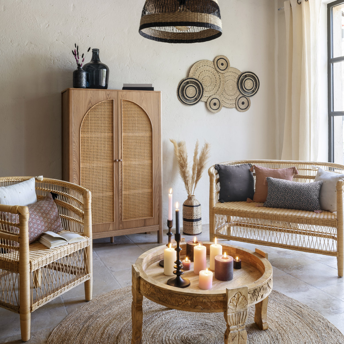 Side table "Gypsy" Mango wood, D.75 cm