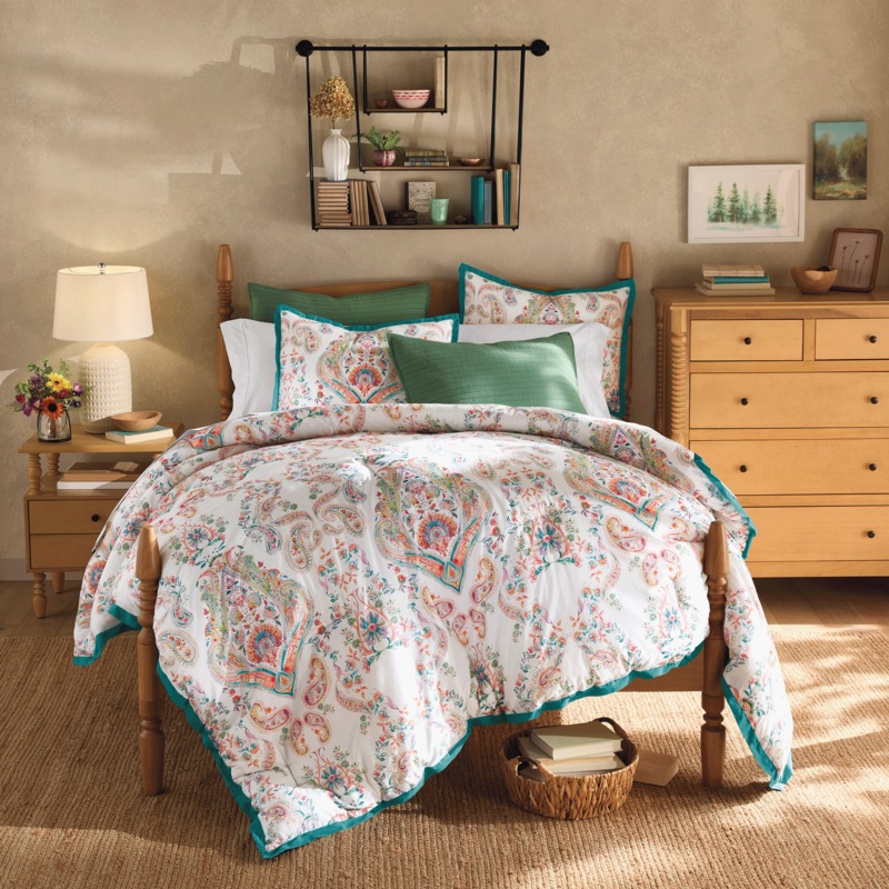 Lila 3-Piece Comforter Set - MIDNIGHT VELVET CATALOG