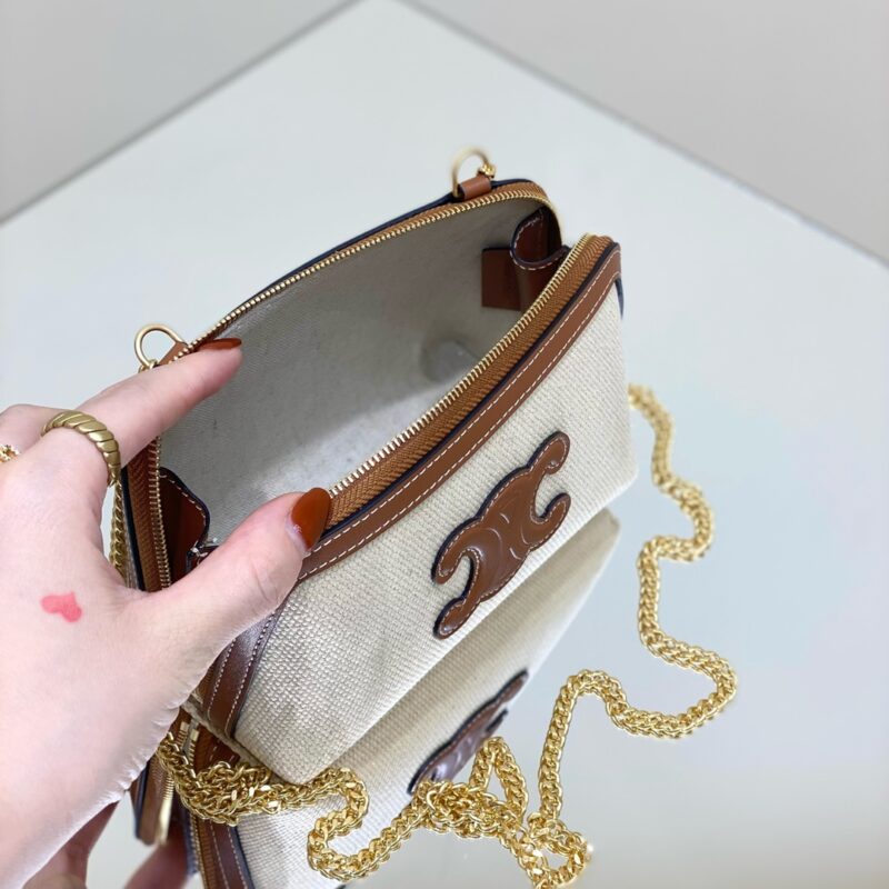Replica Celine Triomphe Clutch White1:1High-quality replica