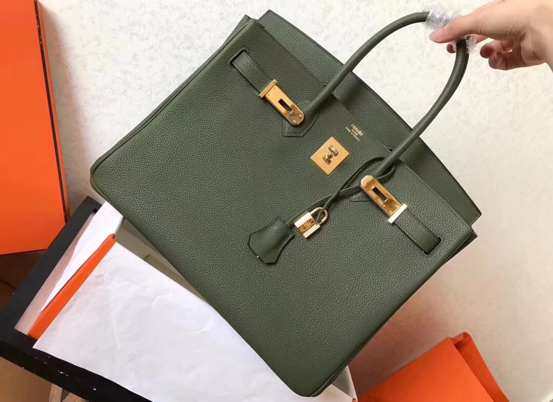 Hermes Birkin 35cm Gold Hardware