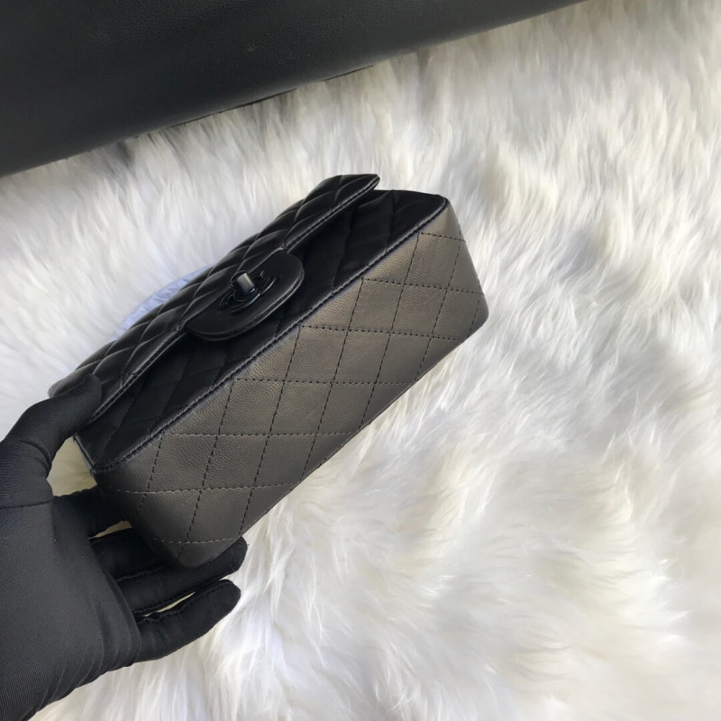 Replica Chanel Lambskin 20Cm Classic Flap Bag 1116 Black1:1High-quality replica