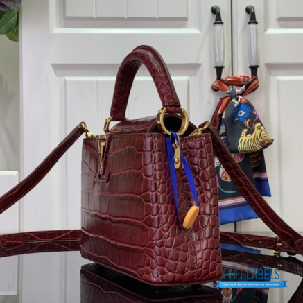 Burgundy Croc-Embossed Mini Handbag with Gold Hardware1:1High-quality replica