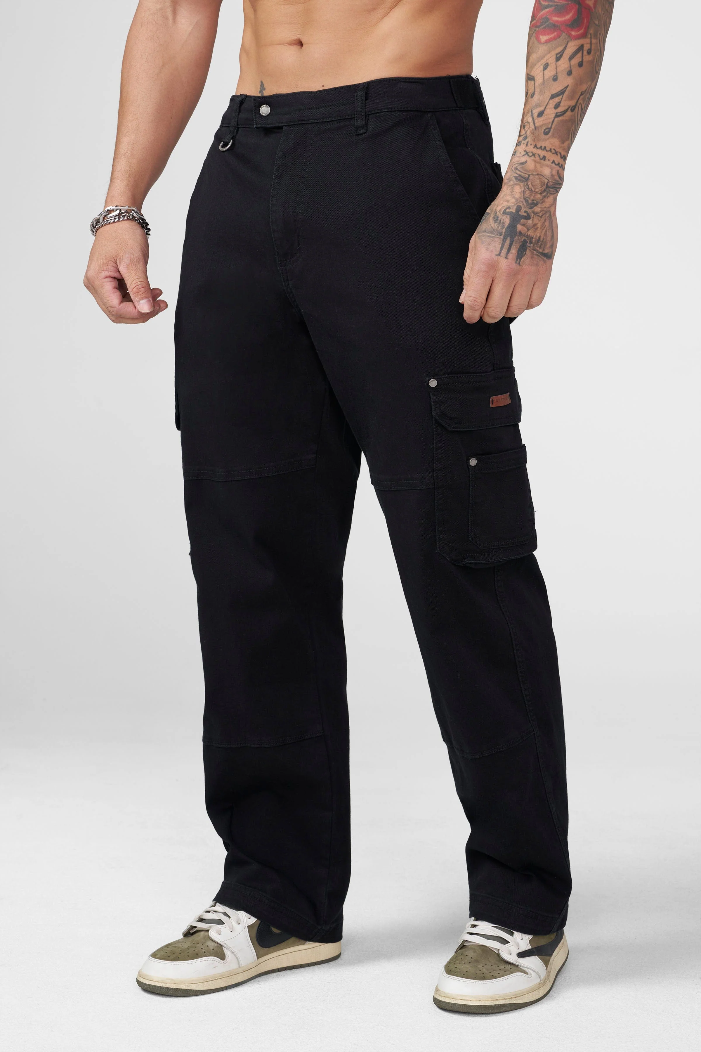 6032 - Old Money Twill Cargo Pants