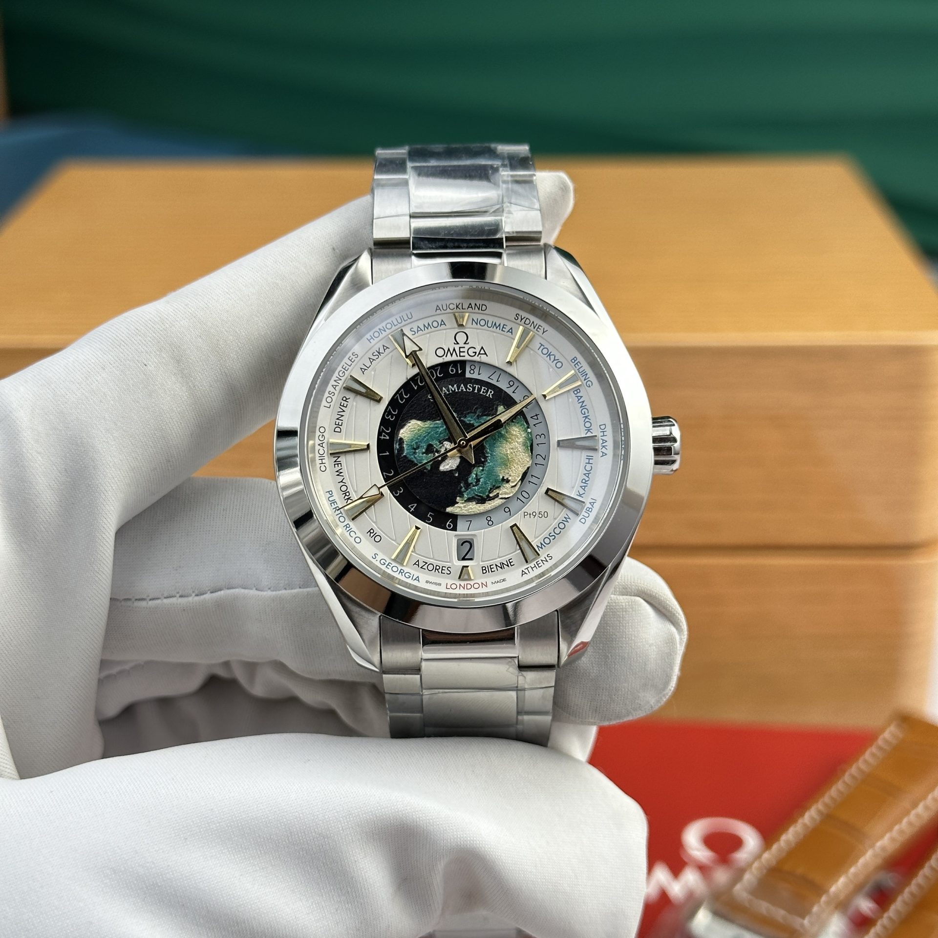 Omega Replica Watches Aqua Terra Worldtimer Metal Wire 43mm - Top club