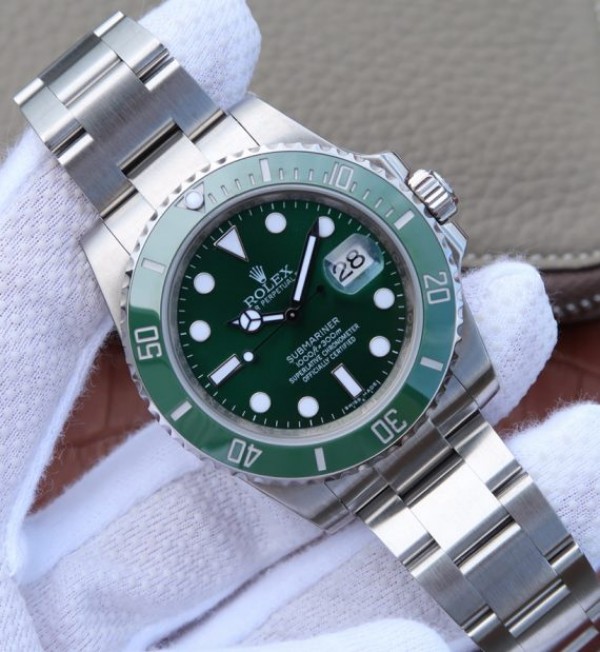 Replica Rolex Submariner 116610 LV Green Ceramic V7 Noob A3135 - Elite Watch Atelier