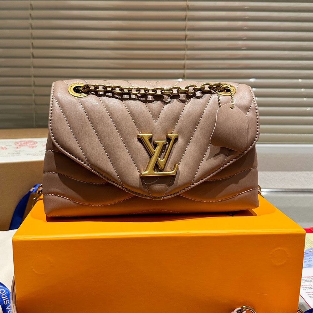Louis Vuitton LV NEW WAVE Bag M208381:1High-quality replica