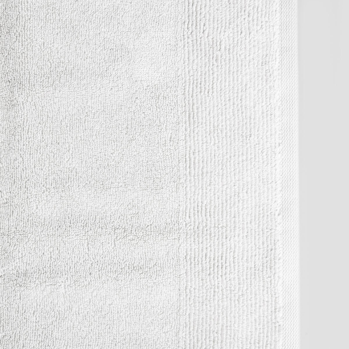 Ręcznik DESMA czarny miękki 600 gsm 50x90 cm
