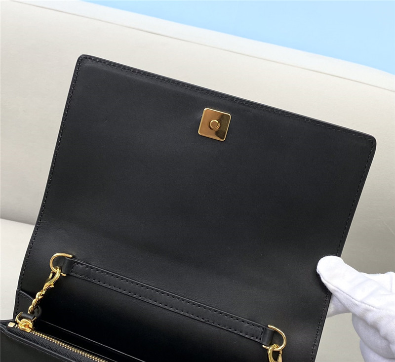 fendi chain wallet - Replicaclubs