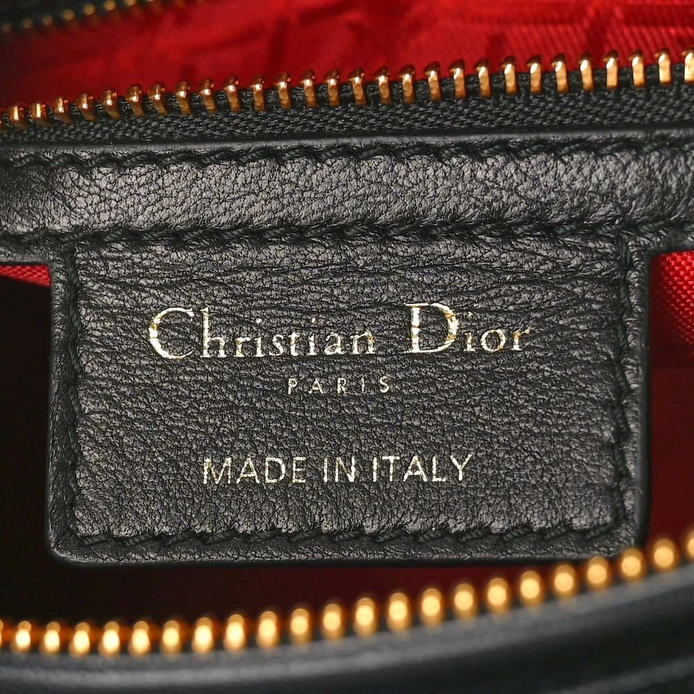 Dior Gold Hardware Superfakes – High Quality, Low Cost