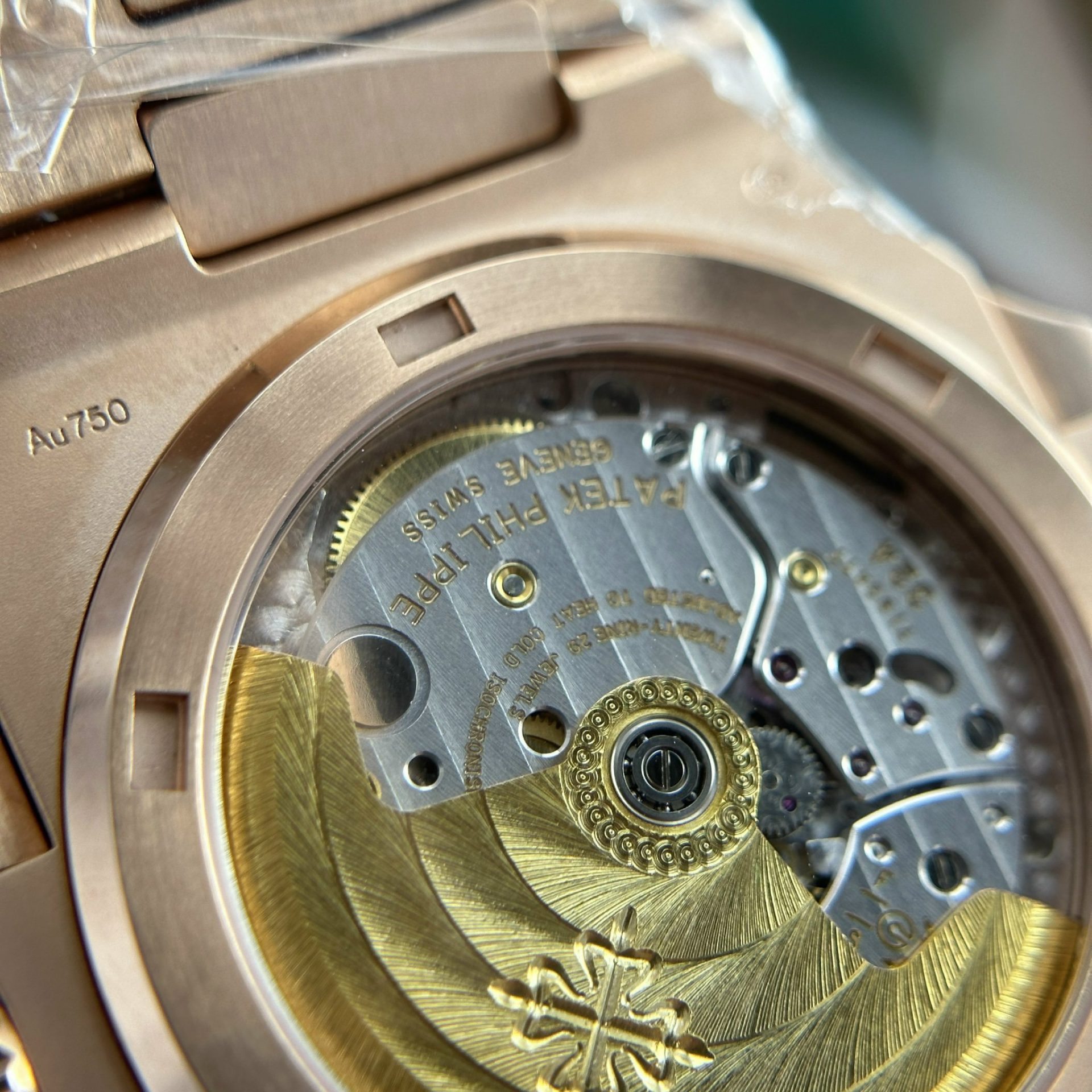 Patek Philippe Nautilus 5711 Refined Full Options Customs 18K Gold Wrapped 40mm - Top club