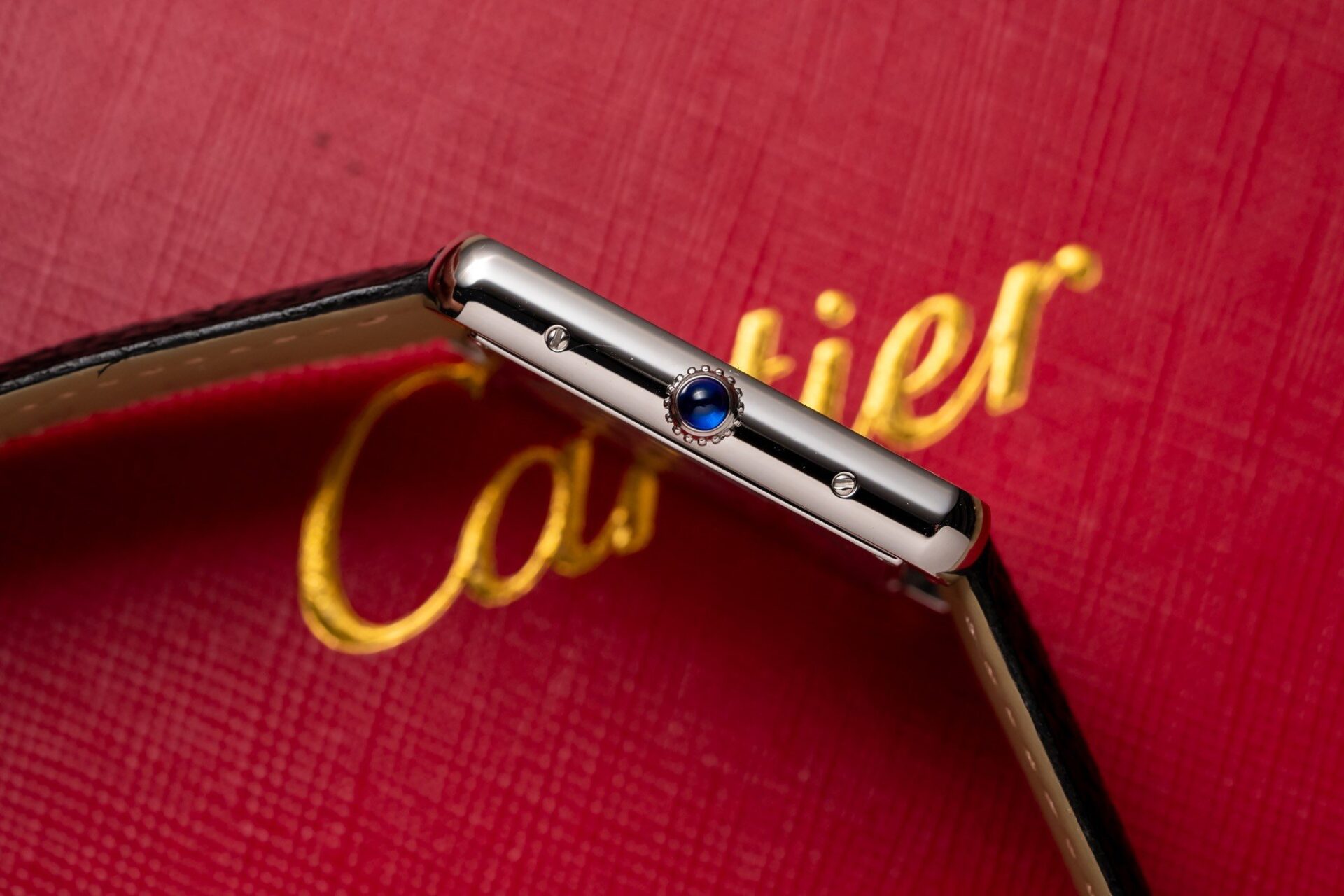 Cartier Fake Watch Tank Must W4TA0017 White Dial Leather Strap 33.7 25.5mm - Top club