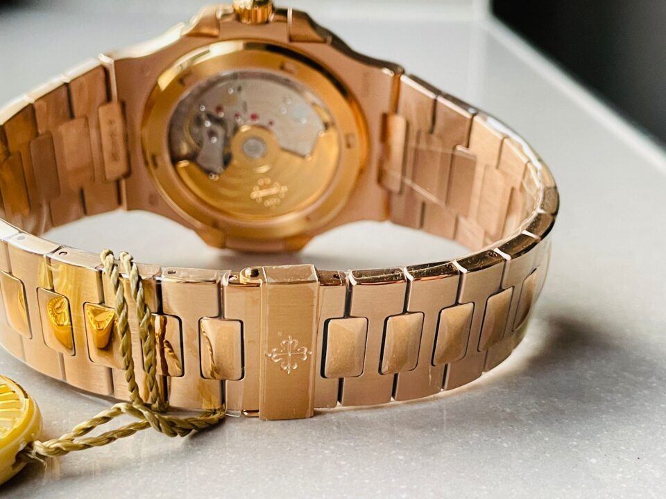 Replica PATEK PHILIPPE Nautilus 5711 3KF 1:1 Best Edition Grey Dial on YG Bracelet A324 V2 - Top club