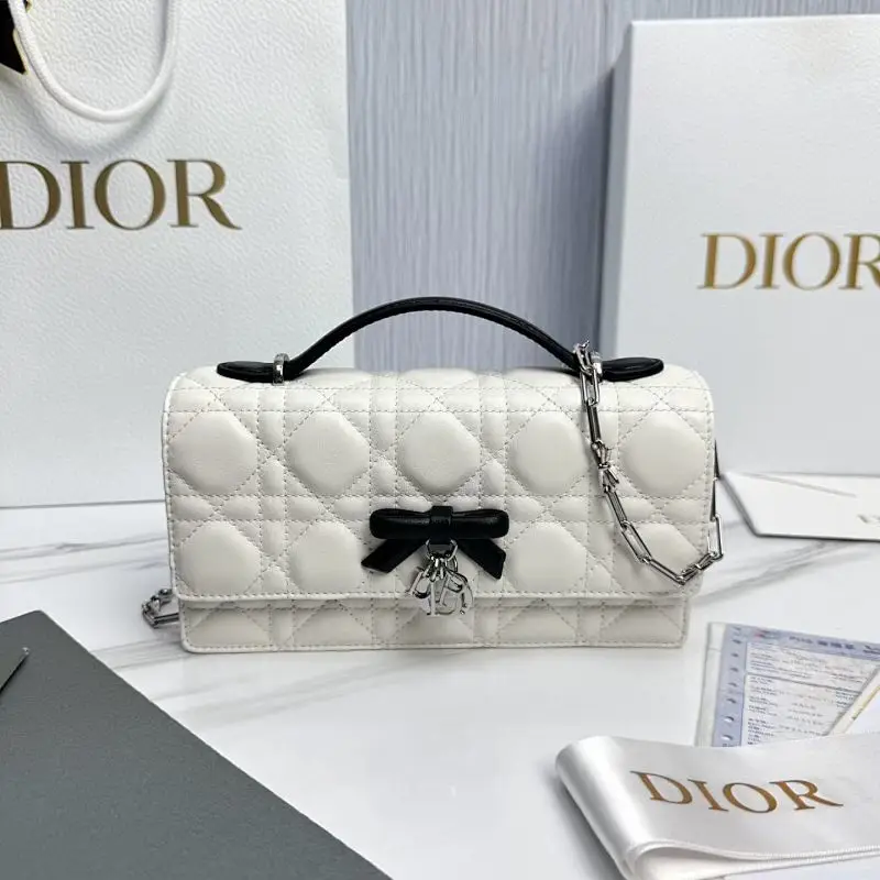 Shop1:1High-quality replica