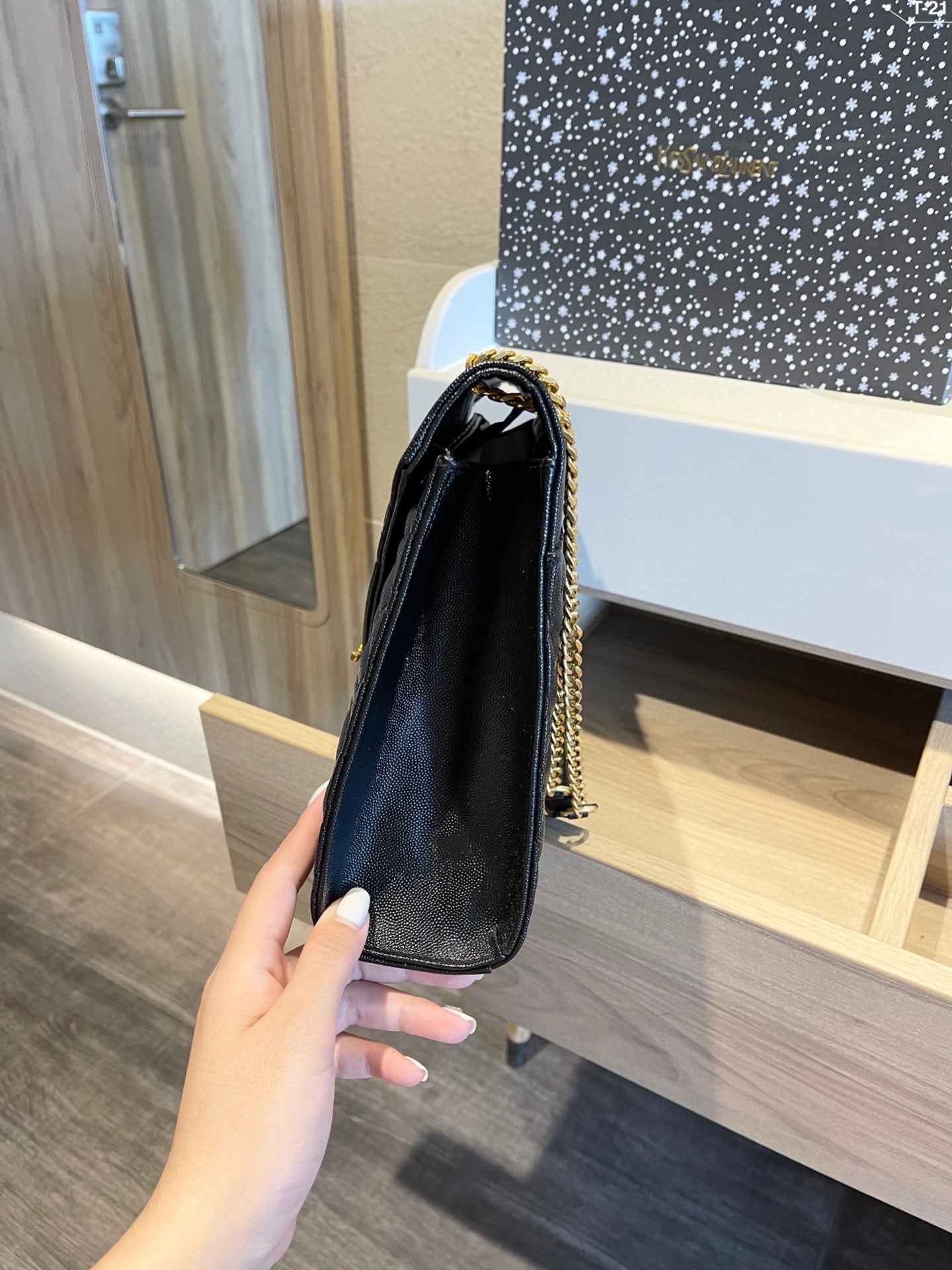 TO – Luxury Edition Bags SLY 1921:1High-quality replica