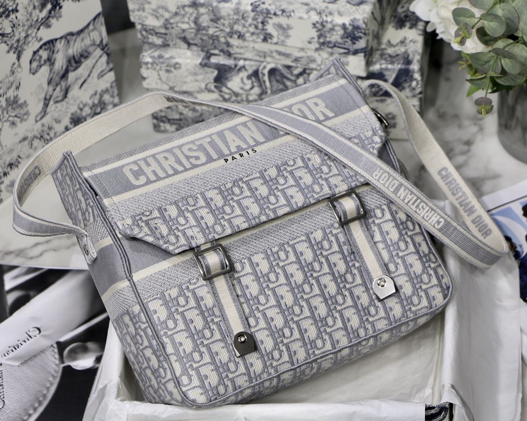 Camp Bag Oblique Embroidery Blue/Grey For Women‎ 11in/ 28cm CD1:1High-quality replica