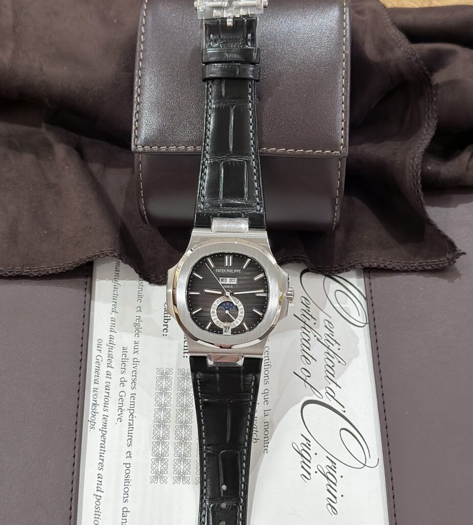 Patek Philippe Nautilus 5726 Replica 1:1 Watch Gray Dial GRF 40.5mm - Elite Watch Atelier
