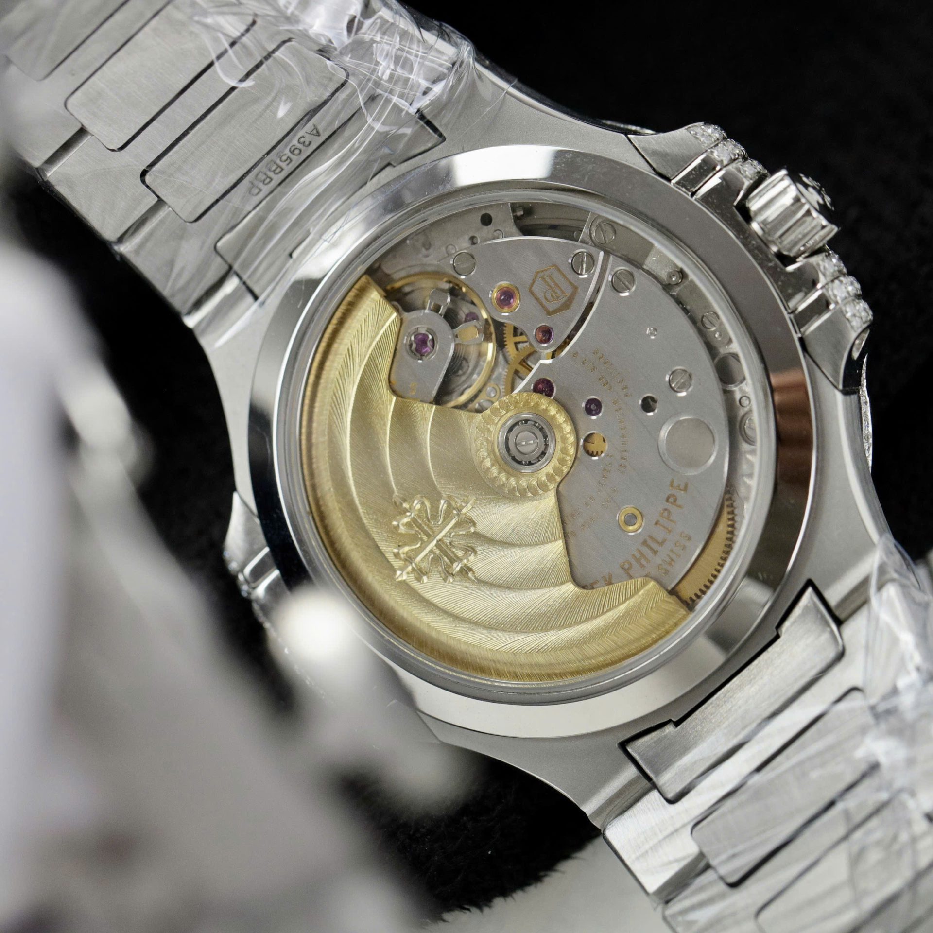 Patek Philippe Best Copies Watch Nautilus 7118 Custom Diamonds Moissanite Hong Kong 35.2mm - Top club