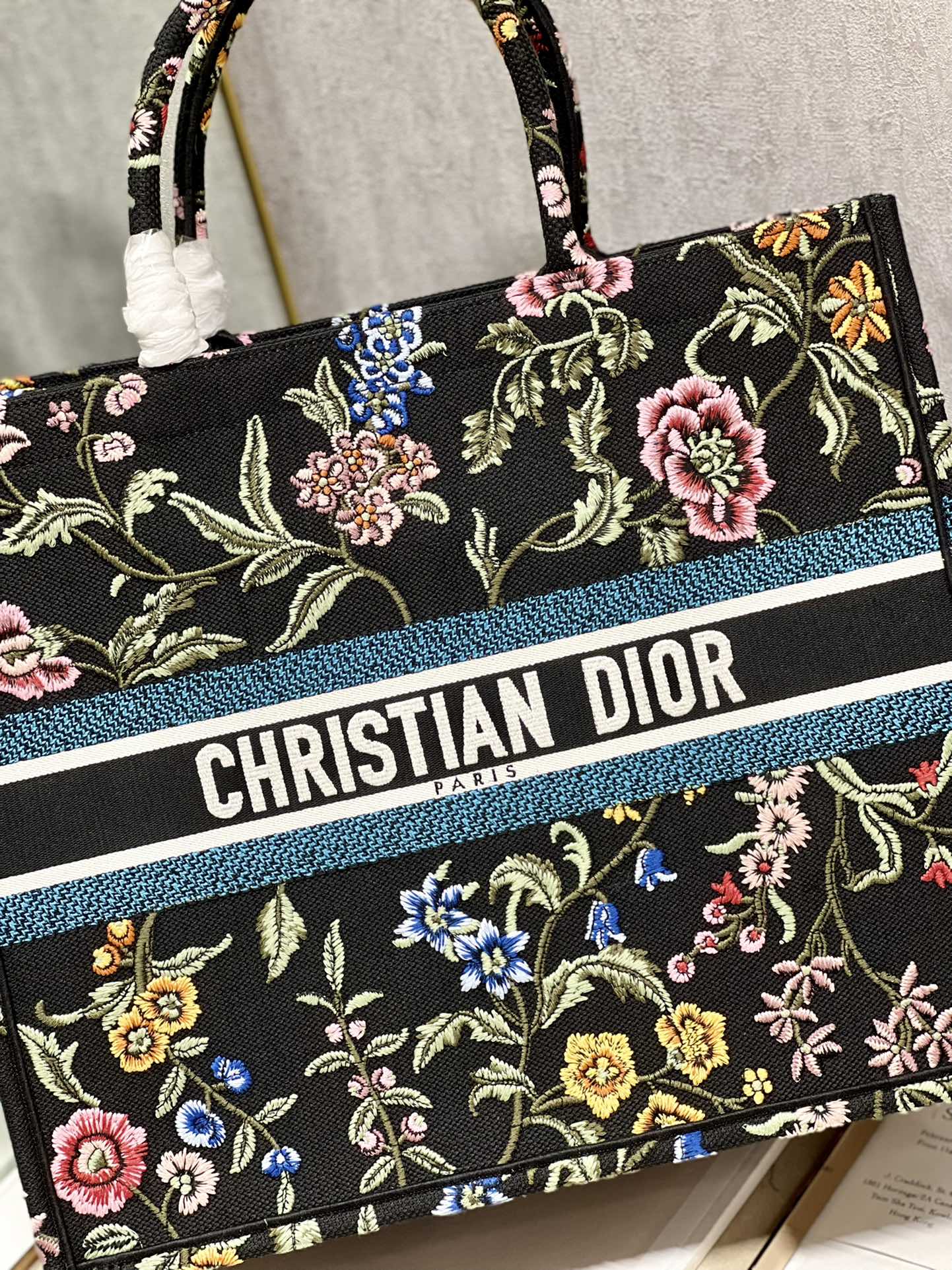 Large Dior Tote Bag Black/White For Women 16.5 in/ 42cm M1286ZEAU_M9111:1High-quality replica