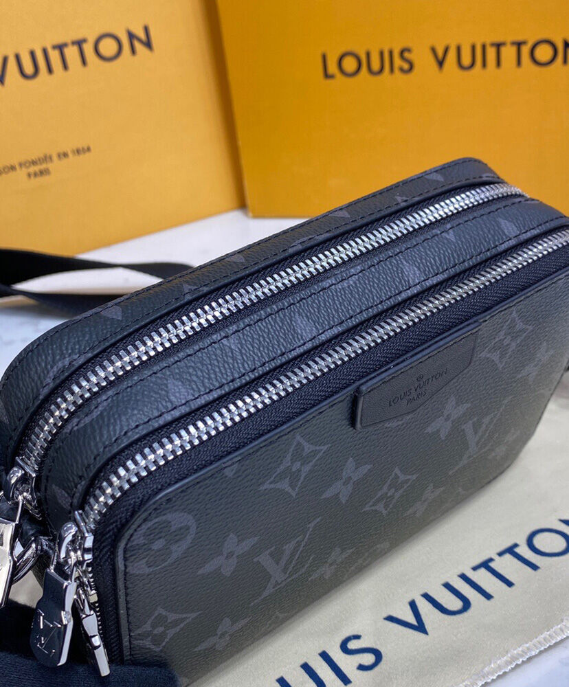 Louis Vuitton Alpha Wearable Wallet M80741 Black1:1High-quality replica