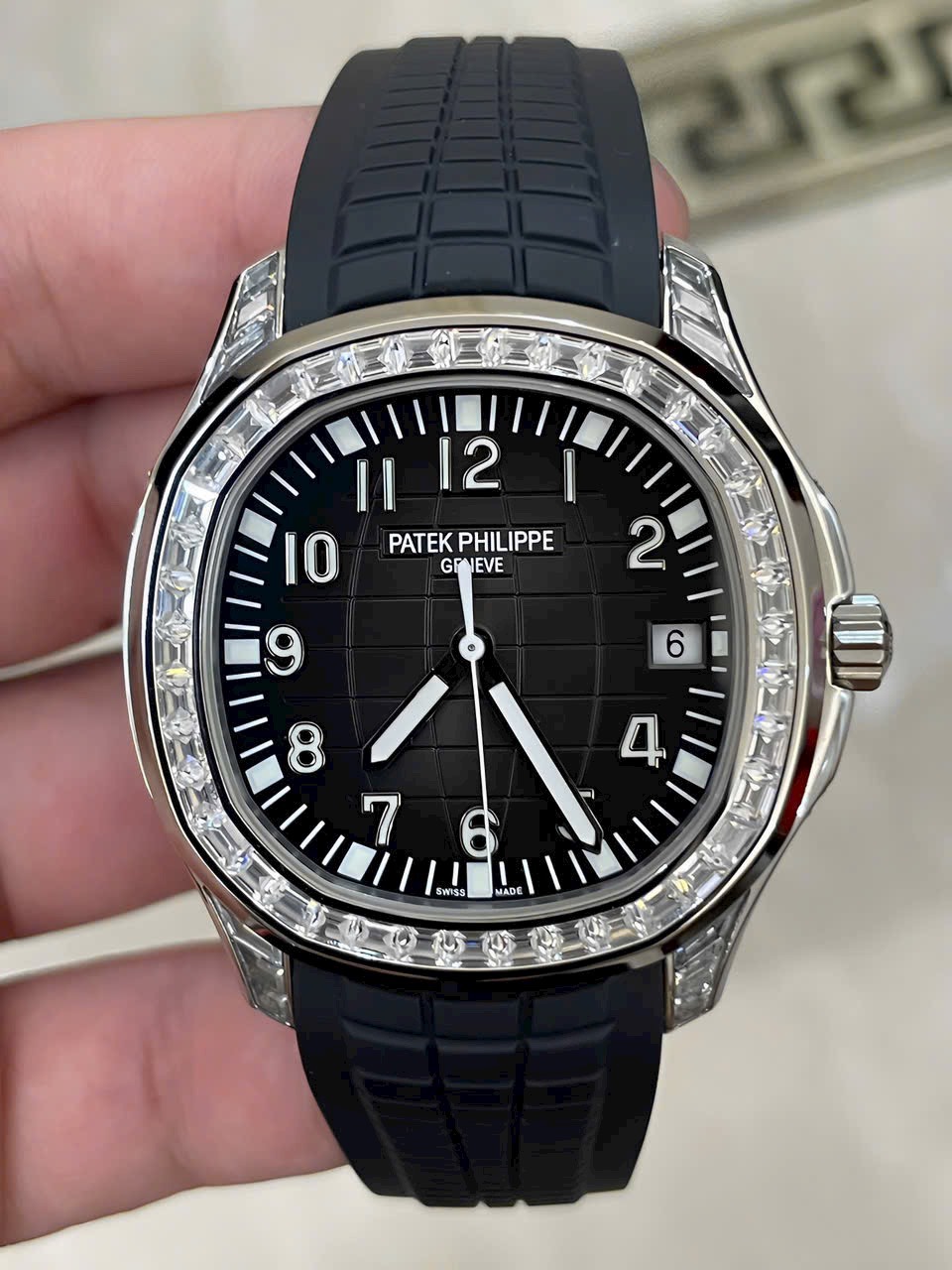 Patek Philippe Replica Watch Aquanaut 5167G Rubber Strap GR Factory 40mm - Elite Watch Atelier