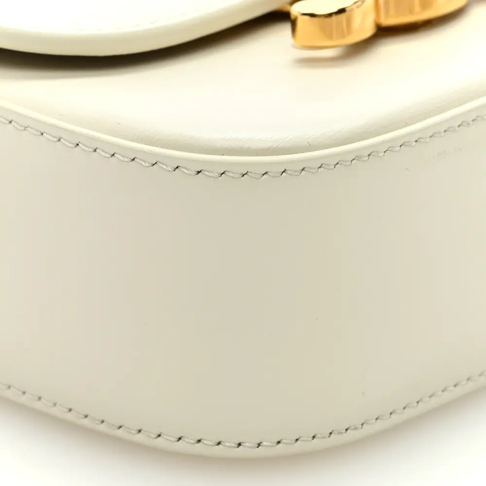 Superfake Handbags: Celine Mini Triomphe in White Calfskin Review1:1High-quality replica