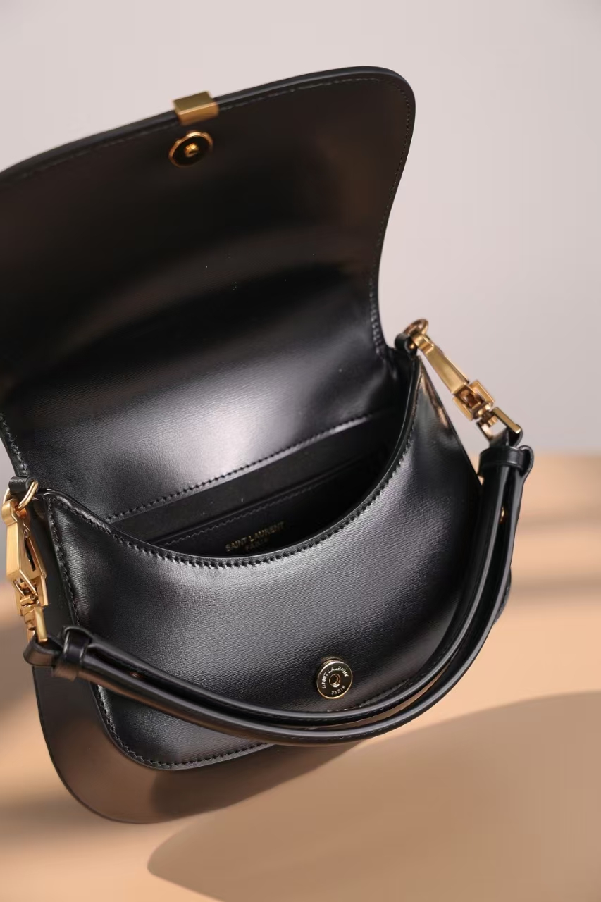 MINI VOLTAIRE TOP HANDLE BAG IN BOX SAINT LAURENT1:1High-quality replica