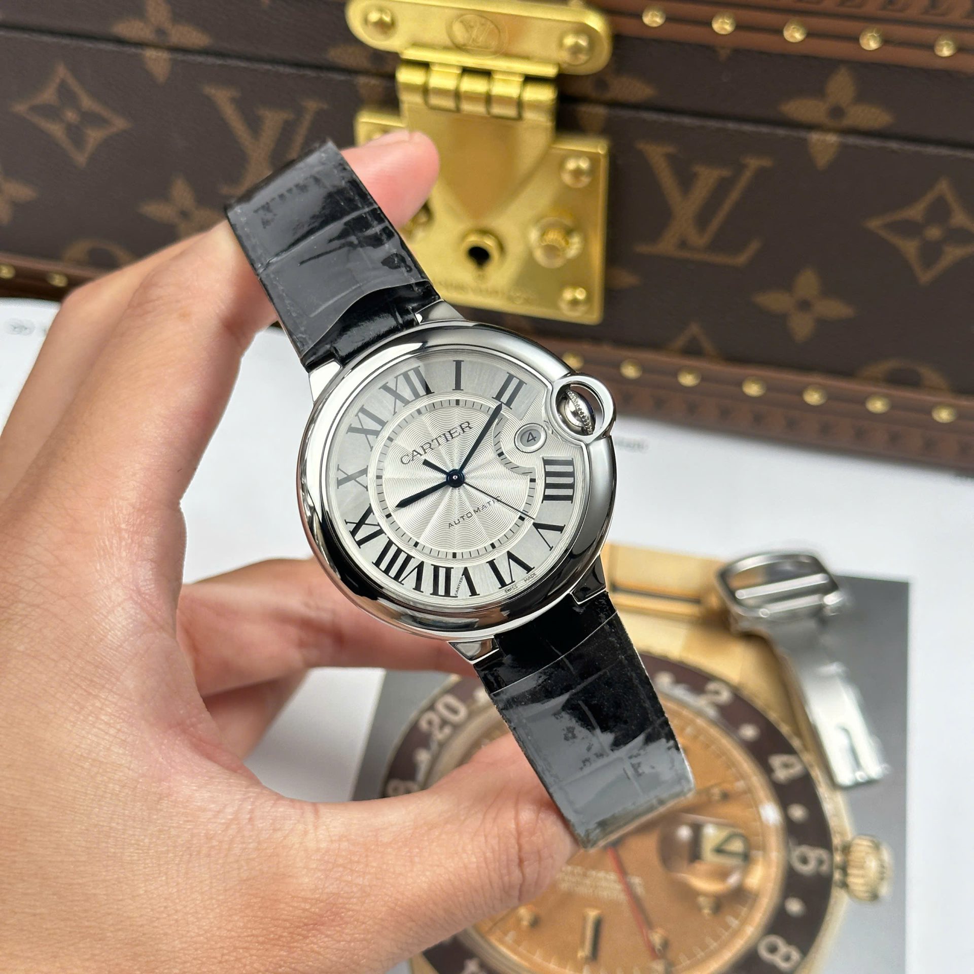 Cartier Ballon Bleu Replica 11 Watch White Dial Leather Strap AF Factory 40mm - Top club