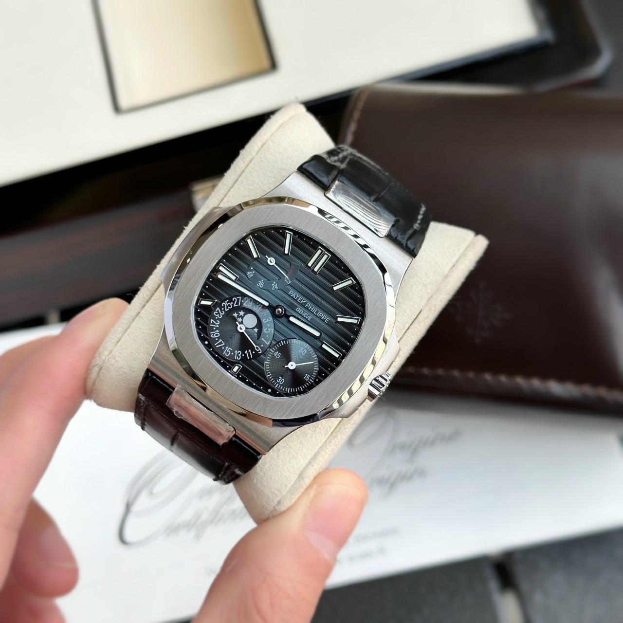 Patek Philippe Replica 11 Watch Nautilus 5712 Leather Strap Blue Black Dial GR Factory 40mm - Top club
